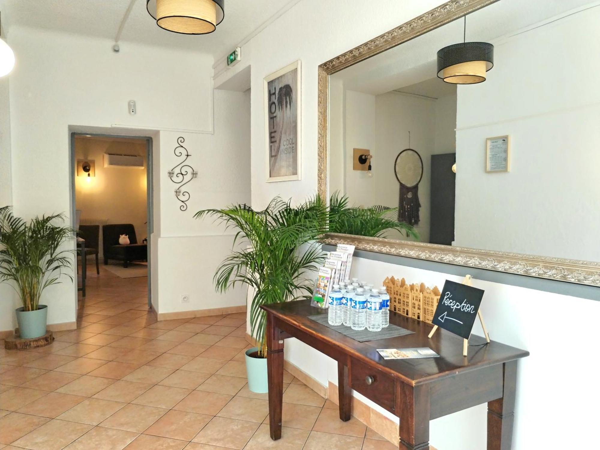 Hotel La Bastide D'Entraigues Exterior photo